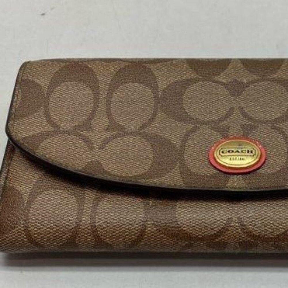 Coach Peyton Long Wallet - Picture 4 of 16